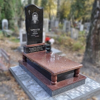 Памятник