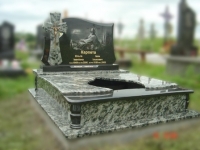 Памятник