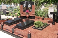 Памятник