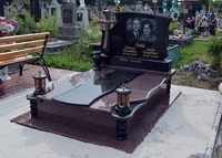 Памятник