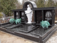 Памятник