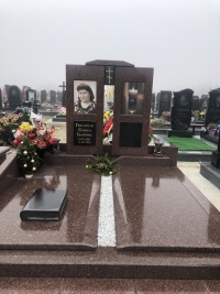 Памятник с тока