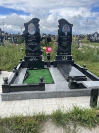 Памятник з покостом