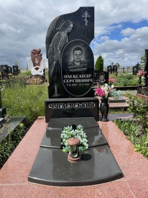 Памятник