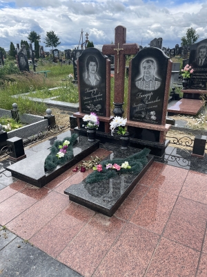 Памятник
